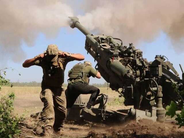 Російські окупанти не можуть відновити міст: ешелони з Криму припинилися