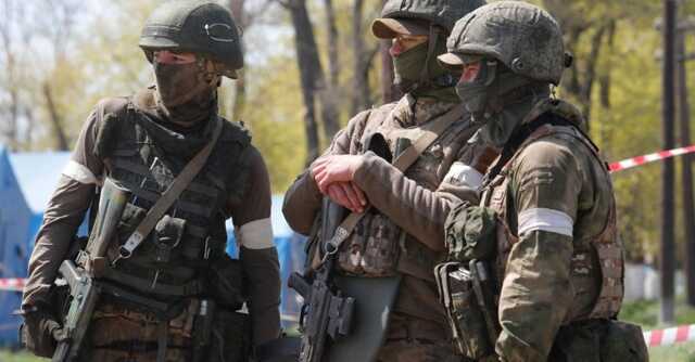 Командование оккупантов бежит из Херсона на левый берег Днепра, – Гуменюк