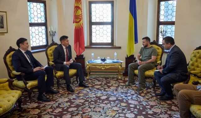 Посли чотирьох країн розпочали роботу в Україні