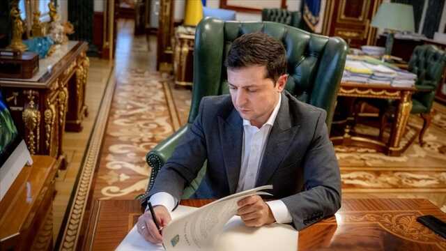 В Україні заморозять тарифи на тепло Зеленський підписав закон