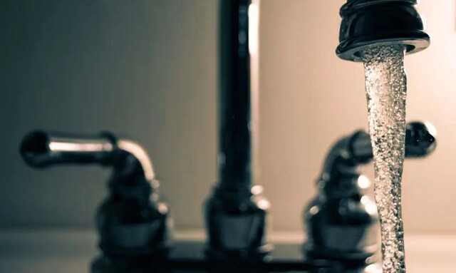 Частина Донецької області залишилася без води через бойові дії