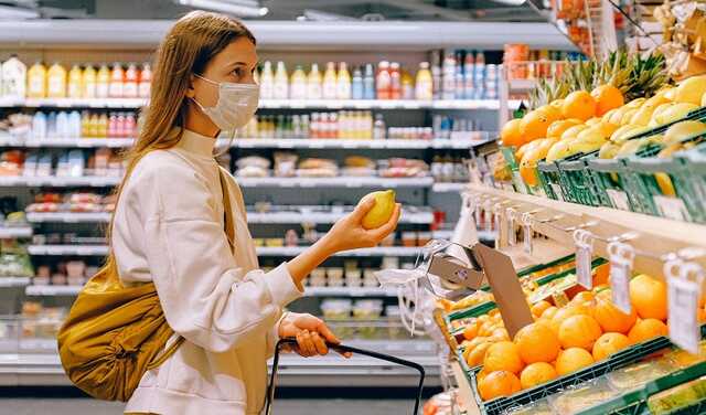 Медики назвали основні вітаміни, які можуть знизити ризик зараження коронавірусом