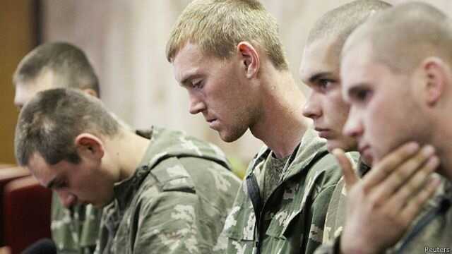 "Они отбросы": российский десантник сам сдался в плен из-за трусости офицеров РФ