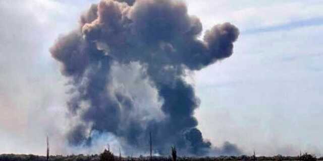 У Криму "бавовна": в Мережі повідомляють про потужні вибухи в Севастополі і Балаклаві