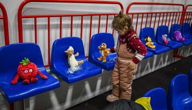 В Украине будут лишать опеки над детьми за отказ от обязательной эвакуации