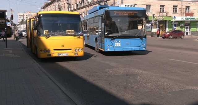 В КГГА напомнили о временном изменении графика работы общественного транспорта