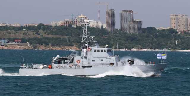 Патрульний катер та тральщик: в Офісі президента розповіли про втрати України у війні