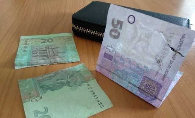Пошкоджені гривні: як розпізнати та чому від них варто відмовитись під час розрахунку
