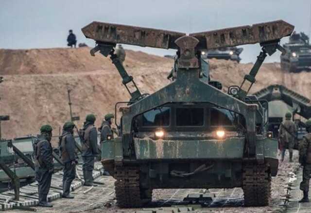 Командование оккупантов эвакуируется на левый берег Днепра, бегут и коллаборанты, – Вилкул