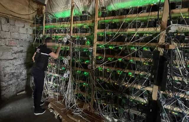 На Житомирщині працівники «Укрзалізниці» займалися незаконним майнінгом