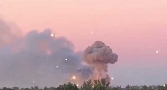 У Херсоні та Олешках вибухи, є приліт по готелю з росіянами