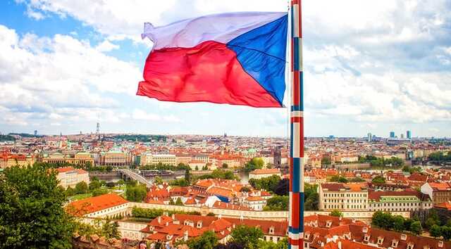 У Чехії вийшли на мітинг проти санкцій та постачання зброї Україні