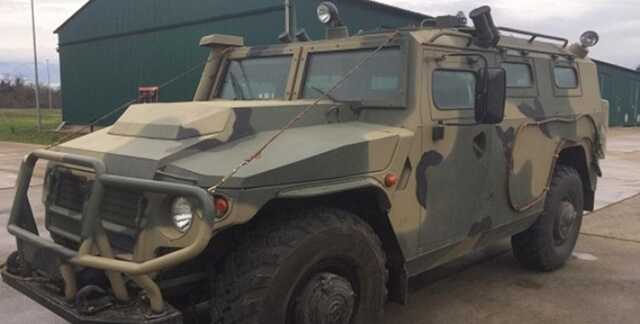 Бронемобіль "Тигр" за €300 000: військові РФ продають військову техніку в інтернеті