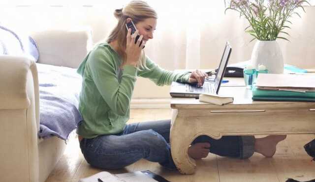 Польща не стягуватиме податки з українських біженців, які дистанційно працюють на вітчизняних роботодавців