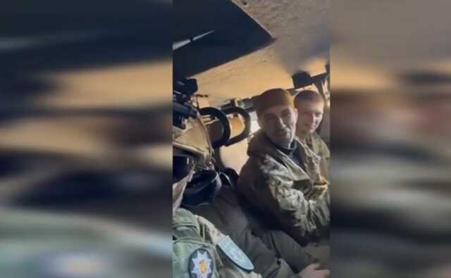 "Повертаємось щасливі додому". З’явилися кадри обміну бійців ЗСУ на Донбасі
