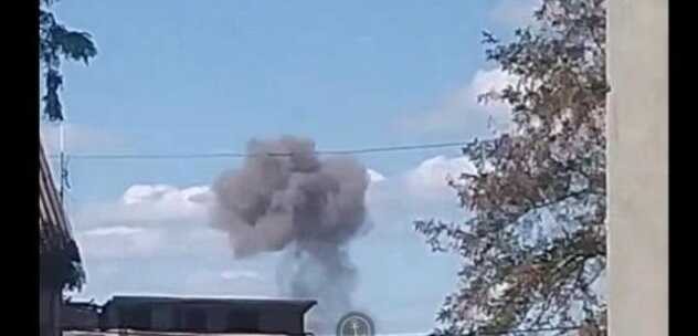 У Маріуполі в районі аеропорту потужний вибух: опубліковано кадри