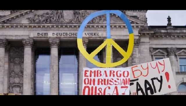 Українські біженці свідчать в Німеччині про злочини російської армії в Україні