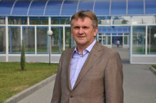 Екс-нардеп за допомогою зв’язків у суді вирішує економічні питання