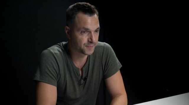 Нема куди подіти: Арестович заявив про велику кількість полонених росіян