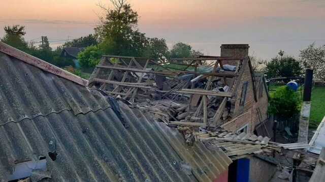 Обстрілюючи Дніпропетровську область, окупанти зруйнували будинки і кузню