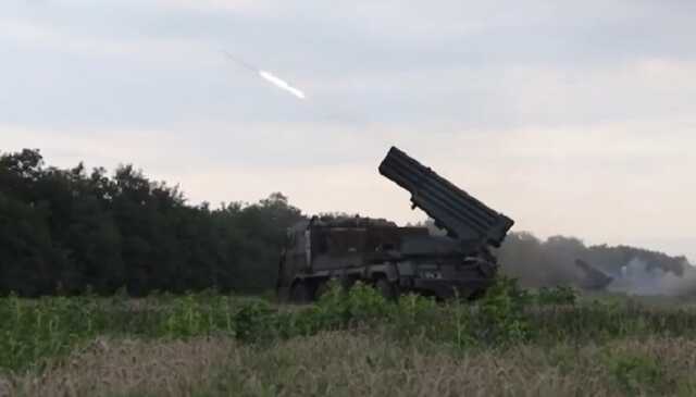 Перед наступом ЗСУ засипають росіян листівками з інструкцією, як здатися