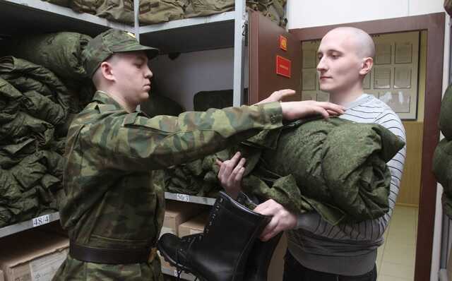 В России хотят забирать мужчин в армию, несмотря на количество детей