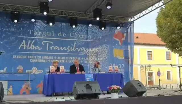 "Україна має поступитися територією": ексочільник МЗС Румунії викликав новий дипломатичний скандал