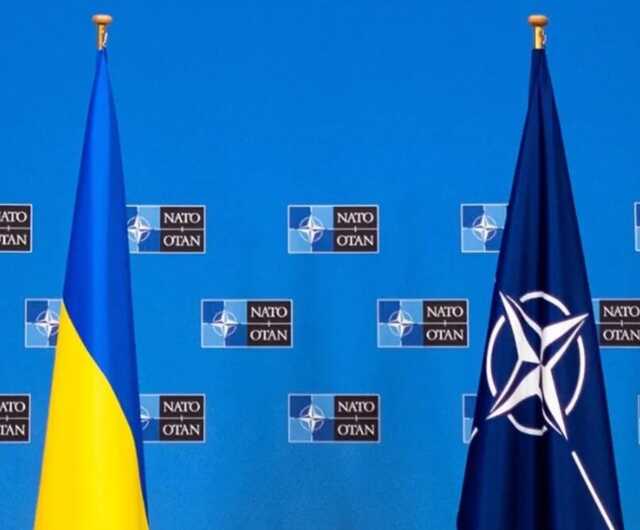 73% американцев поддерживают вступление Украины в НАТО: обнародованы данные опроса