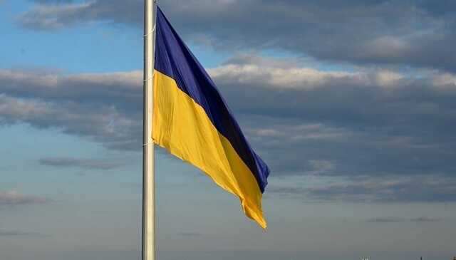 Український прапор підняли у ще одному селі під Харковом