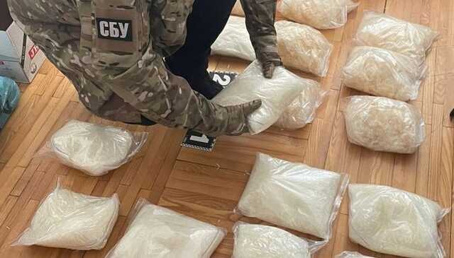 Переправляли психотропи до Молдови: СБУ спіймала контрабандистів у Вінницькій області