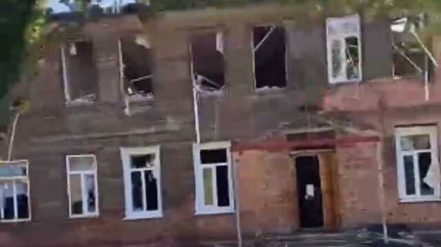 В Ізюмі оприлюднили відео зруйнованих будинків у районі залізничного вокзалу