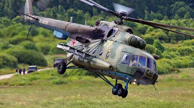 Українські військові збили російський гелікоптер Мі-8