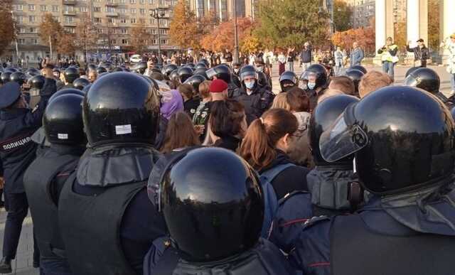 "Ми не м’ясо": у містах Росії продовжують протестувати проти мобілізації