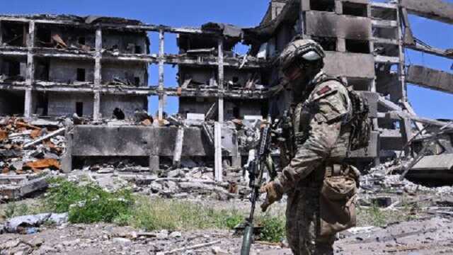 Минус 400 оккупантов и четыре самолета: Генштаб назвал новые потери РФ