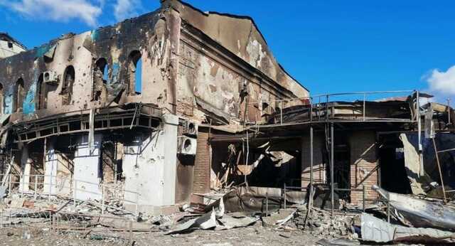 Військові показали, як виглядає зруйнований російською армією Ізюм