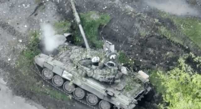 Чергові трофеї для ЗСУ: армія РФ залишила два Т-90А при спробі контратакувати