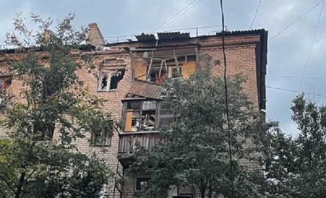 Оккупанты обстреляли центр Краматорска: четверо раненых