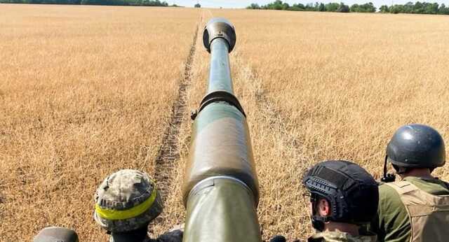 Окупанти намагалися прорватися на Херсонщині: один танк підірвався, інші відступили