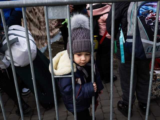 "    ":       9000 ,  