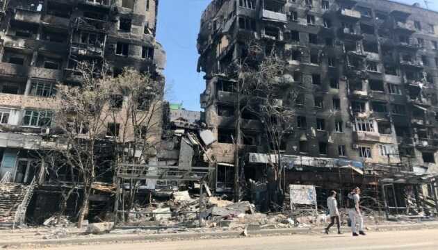 В Мариуполе в результате подрывов на российских боеприпасах погиб 21 энергетик