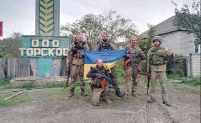 Появилось видео из освобожденной деревни Торское под Лиманом