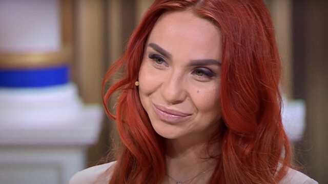 Місіс королеву краси Криму оштрафували за пісню "Ой у лузі червона калина"