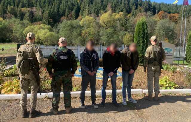 В Чернівецькій області затримали 20 чоловіків, які тікали від мобілізації