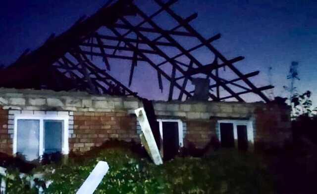 Росіяни обстріляли Нікополь із важкої артилерії та РСЗВ: прилетіло майже 40 снарядів