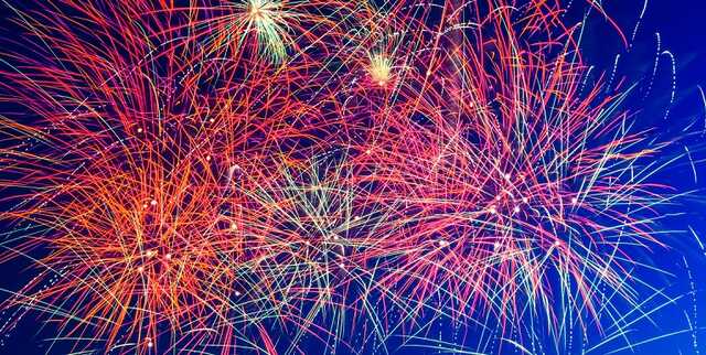 На Борщаговке местные поймали неизвестных, которые устроили салют