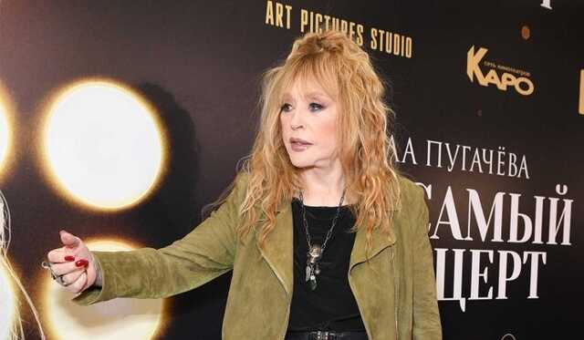 Дочка та онуки Пугачової залишили Росію