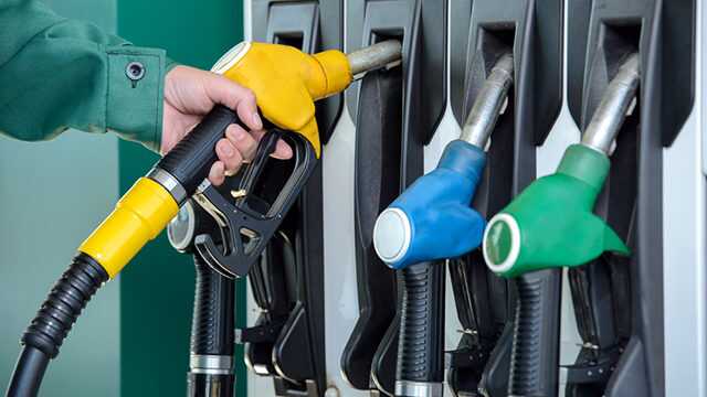 Ціни пішли вниз: наскільки в Україні подешевшав бензин