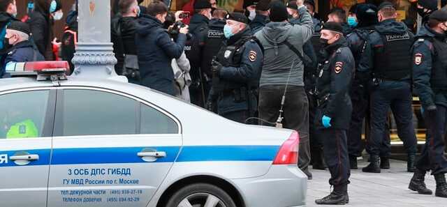 Фейгин рассказал о последствиях арестов военных в Москве