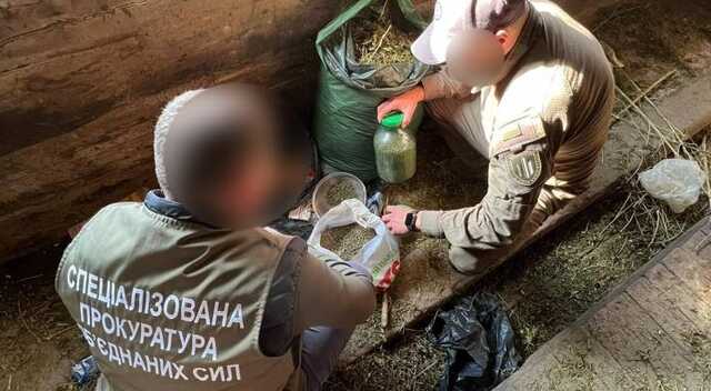 У Харківській області на території військової частини знайшли партію наркотиків