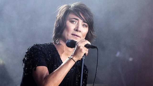 На концерте Земфиры на Кипре у посетителей на входе отбирали украинские флаги